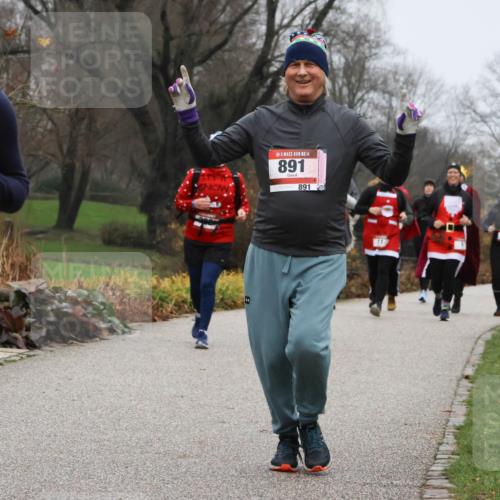08.12.2024 - St. Pauli X-Mass-Run No. 14 Strokosch-Dieckow http://msf.ph/oto/7502664 08.12.2024 09:55:39 Laufen 14, 151, 14, 891, 891, 11, 451 meine-sportfotos.de