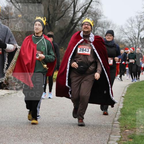 08.12.2024 - St. Pauli X-Mass-Run No. 14 Strokosch-Dieckow http://msf.ph/oto/7502675 08.12.2024 09:55:48 Laufen 2888, 14, 6, 14, 2843, 1153 meine-sportfotos.de