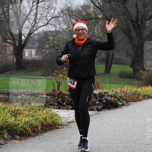 08.12.2024 - St. Pauli X-Mass-Run No. 14 Strokosch-Dieckow http://msf.ph/oto/7502759 08.12.2024 09:56:18 Laufen 048, 2945 meine-sportfotos.de