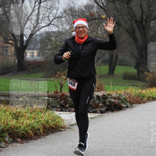08.12.2024 - St. Pauli X-Mass-Run No. 14 Strokosch-Dieckow http://msf.ph/oto/7502760 08.12.2024 09:56:18 Laufen 048, 2945 meine-sportfotos.de