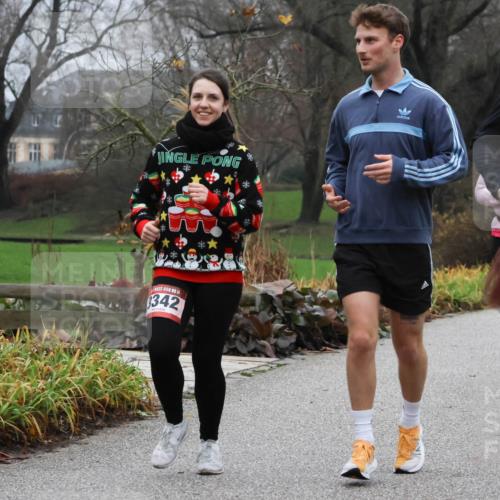08.12.2024 - St. Pauli X-Mass-Run No. 14 Strokosch-Dieckow http://msf.ph/oto/7502818 08.12.2024 09:56:51 Laufen 14, 342, 14, 731 meine-sportfotos.de
