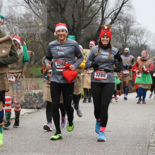 08.12.2024 - St. Pauli X-Mass-Run No. 14 Strokosch-Dieckow http://msf.ph/oto/7502908 08.12.2024 09:57:39 Laufen 14, 97, 974, 14, 3286, 3286, 935, 14, 1014, 3289, 44, 947, 13, 436 meine-sportfotos.de