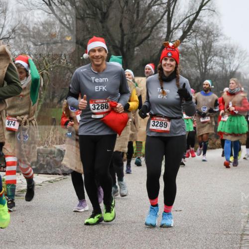 08.12.2024 - St. Pauli X-Mass-Run No. 14 Strokosch-Dieckow http://msf.ph/oto/7502911 08.12.2024 09:57:39 Laufen 14, 978, 974, 14, 3286, 329, 14, 3289, 1014, 136 meine-sportfotos.de