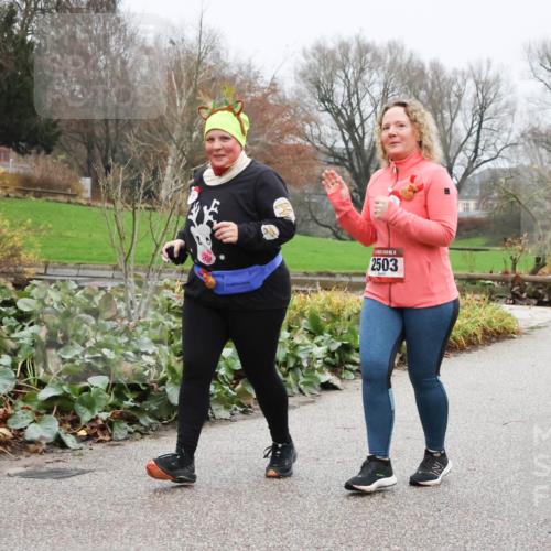 08.12.2024 - St. Pauli X-Mass-Run No. 14 Strokosch-Dieckow http://msf.ph/oto/7502952 08.12.2024 09:58:07 Laufen 2503 meine-sportfotos.de