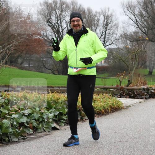 08.12.2024 - St. Pauli X-Mass-Run No. 14 Strokosch-Dieckow http://msf.ph/oto/7503249 08.12.2024 10:04:34 Laufen  meine-sportfotos.de