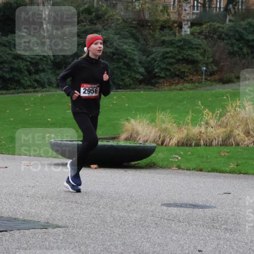 08.12.2024 - St. Pauli X-Mass-Run No. 14 Strokosch-Dieckow http://msf.ph/oto/7504613 08.12.2024 09:37:39 Laufen 2956 meine-sportfotos.de