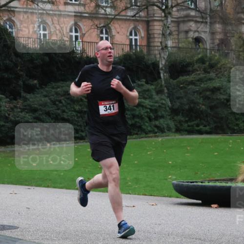 08.12.2024 - St. Pauli X-Mass-Run No. 14 Strokosch-Dieckow http://msf.ph/oto/7504617 08.12.2024 09:37:40 Laufen 341 meine-sportfotos.de