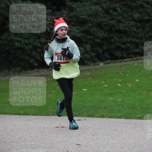 08.12.2024 - St. Pauli X-Mass-Run No. 14 Strokosch-Dieckow http://msf.ph/oto/7504698 08.12.2024 09:38:17 Laufen 2872 meine-sportfotos.de