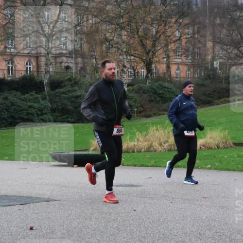 08.12.2024 - St. Pauli X-Mass-Run No. 14 Strokosch-Dieckow http://msf.ph/oto/7504774 08.12.2024 09:38:29 Laufen 880, 415 meine-sportfotos.de