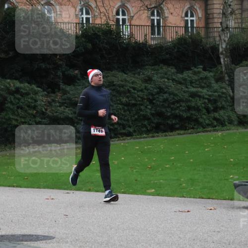 08.12.2024 - St. Pauli X-Mass-Run No. 14 Strokosch-Dieckow http://msf.ph/oto/7504835 08.12.2024 09:38:38 Laufen  meine-sportfotos.de