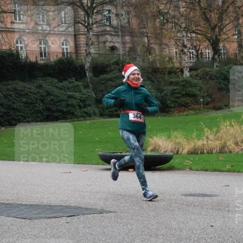 08.12.2024 - St. Pauli X-Mass-Run No. 14 Strokosch-Dieckow http://msf.ph/oto/7504927 08.12.2024 09:38:52 Laufen 364 meine-sportfotos.de