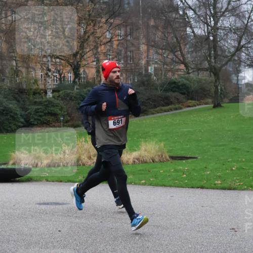 08.12.2024 - St. Pauli X-Mass-Run No. 14 Strokosch-Dieckow http://msf.ph/oto/7504953 08.12.2024 09:38:56 Laufen 691 meine-sportfotos.de