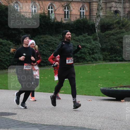 08.12.2024 - St. Pauli X-Mass-Run No. 14 Strokosch-Dieckow http://msf.ph/oto/7504984 08.12.2024 09:39:08 Laufen 3022, 10, 441, 3139 meine-sportfotos.de