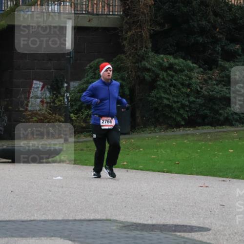 08.12.2024 - St. Pauli X-Mass-Run No. 14 Strokosch-Dieckow http://msf.ph/oto/7505215 08.12.2024 09:39:39 Laufen 20, 2760, 2760 meine-sportfotos.de
