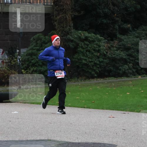 08.12.2024 - St. Pauli X-Mass-Run No. 14 Strokosch-Dieckow http://msf.ph/oto/7505218 08.12.2024 09:39:39 Laufen 20, 2760, 276 meine-sportfotos.de