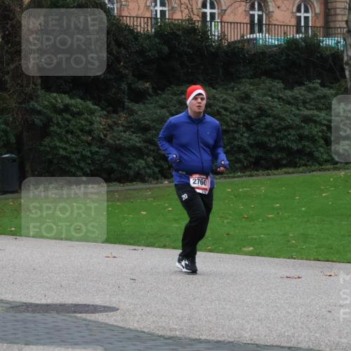 08.12.2024 - St. Pauli X-Mass-Run No. 14 Strokosch-Dieckow http://msf.ph/oto/7505231 08.12.2024 09:39:41 Laufen 20, 2760, 276 meine-sportfotos.de