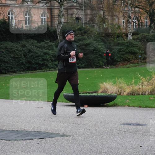 08.12.2024 - St. Pauli X-Mass-Run No. 14 Strokosch-Dieckow http://msf.ph/oto/7505293 08.12.2024 09:39:53 Laufen 3092 meine-sportfotos.de