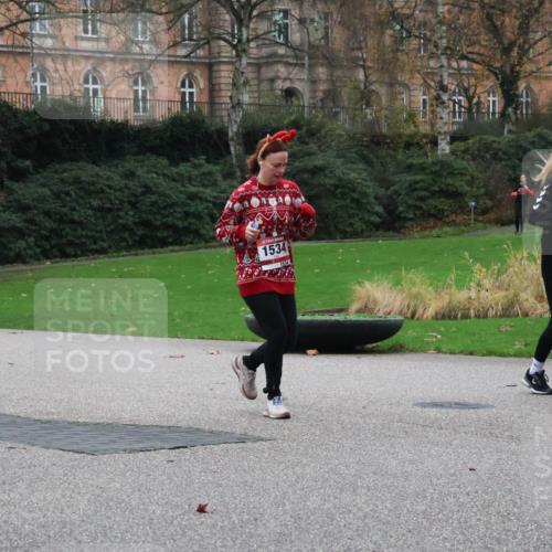 08.12.2024 - St. Pauli X-Mass-Run No. 14 Strokosch-Dieckow http://msf.ph/oto/7505321 08.12.2024 09:39:57 Laufen 1534, 29 meine-sportfotos.de