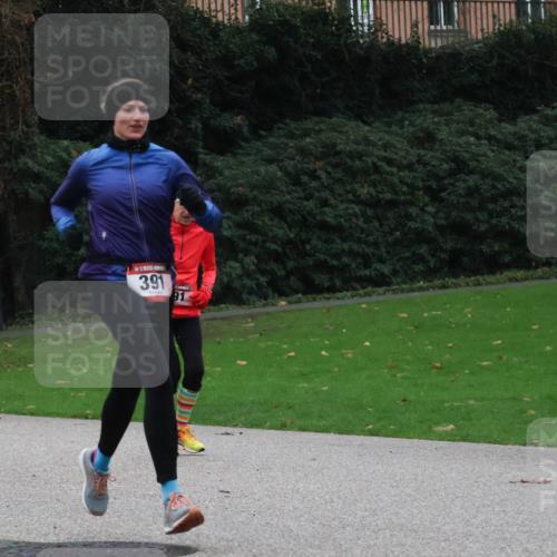 08.12.2024 - St. Pauli X-Mass-Run No. 14 Strokosch-Dieckow http://msf.ph/oto/7505464 08.12.2024 09:40:20 Laufen 391, 91 meine-sportfotos.de