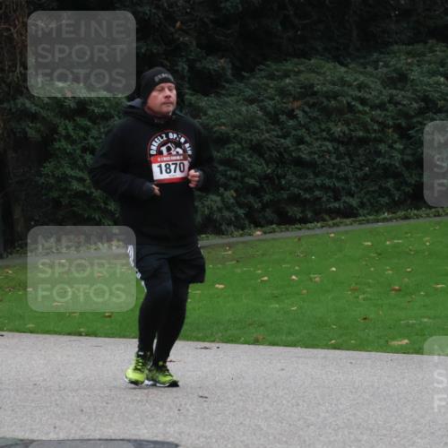 08.12.2024 - St. Pauli X-Mass-Run No. 14 Strokosch-Dieckow http://msf.ph/oto/7505649 08.12.2024 09:40:43 Laufen 3039 meine-sportfotos.de