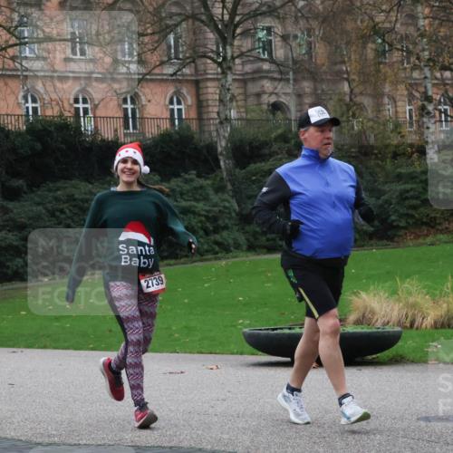 08.12.2024 - St. Pauli X-Mass-Run No. 14 Strokosch-Dieckow http://msf.ph/oto/7505678 08.12.2024 09:40:49 Laufen 2739 meine-sportfotos.de
