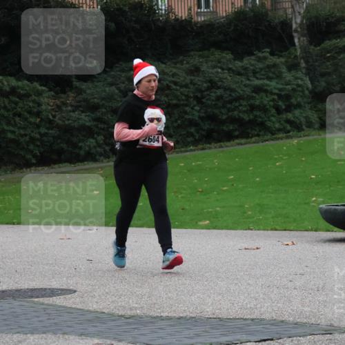08.12.2024 - St. Pauli X-Mass-Run No. 14 Strokosch-Dieckow http://msf.ph/oto/7505713 08.12.2024 09:40:55 Laufen 2604 meine-sportfotos.de