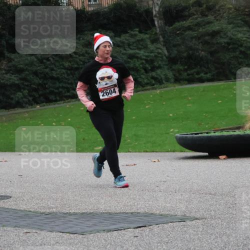 08.12.2024 - St. Pauli X-Mass-Run No. 14 Strokosch-Dieckow http://msf.ph/oto/7505716 08.12.2024 09:40:55 Laufen 2604 meine-sportfotos.de