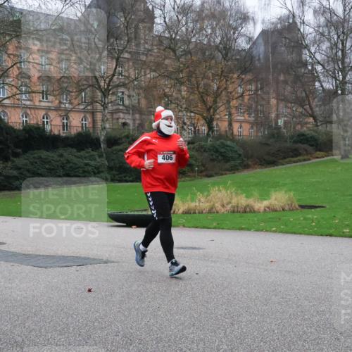 08.12.2024 - St. Pauli X-Mass-Run No. 14 Strokosch-Dieckow http://msf.ph/oto/7505738 08.12.2024 09:40:59 Laufen 406 meine-sportfotos.de