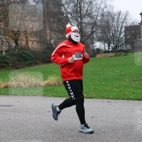 08.12.2024 - St. Pauli X-Mass-Run No. 14 Strokosch-Dieckow http://msf.ph/oto/7505744 08.12.2024 09:41:00 Laufen 406 meine-sportfotos.de