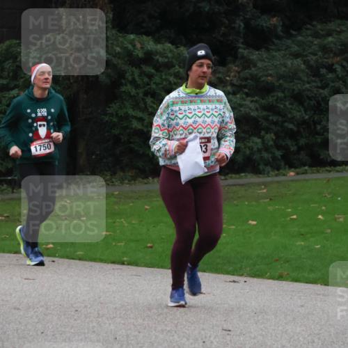 08.12.2024 - St. Pauli X-Mass-Run No. 14 Strokosch-Dieckow http://msf.ph/oto/7505820 08.12.2024 09:41:10 Laufen 195, 1750, 13 meine-sportfotos.de