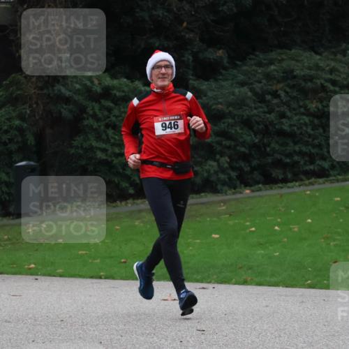 08.12.2024 - St. Pauli X-Mass-Run No. 14 Strokosch-Dieckow http://msf.ph/oto/7505883 08.12.2024 09:41:17 Laufen 14, 946 meine-sportfotos.de