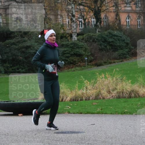 08.12.2024 - St. Pauli X-Mass-Run No. 14 Strokosch-Dieckow http://msf.ph/oto/7505899 08.12.2024 09:41:23 Laufen 6 meine-sportfotos.de