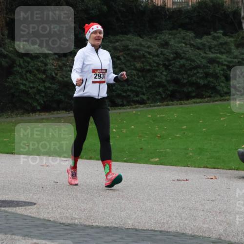 08.12.2024 - St. Pauli X-Mass-Run No. 14 Strokosch-Dieckow http://msf.ph/oto/7505910 08.12.2024 09:41:24 Laufen 1784, 2937 meine-sportfotos.de
