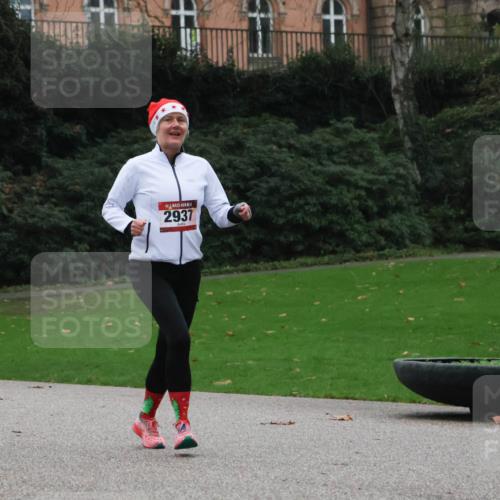 08.12.2024 - St. Pauli X-Mass-Run No. 14 Strokosch-Dieckow http://msf.ph/oto/7505912 08.12.2024 09:41:25 Laufen 178, 2937 meine-sportfotos.de