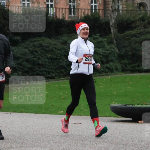 08.12.2024 - St. Pauli X-Mass-Run No. 14 Strokosch-Dieckow http://msf.ph/oto/7505917 08.12.2024 09:41:25 Laufen 1784, 2931 meine-sportfotos.de