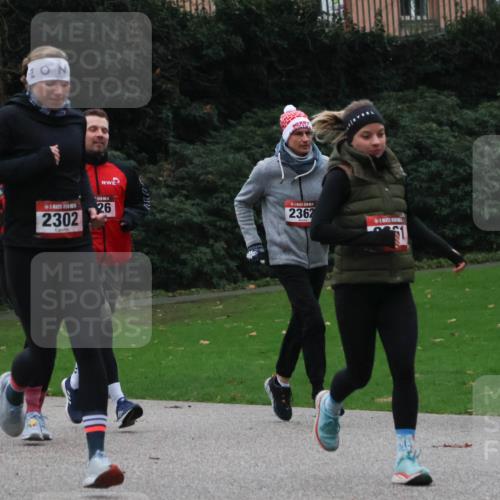 08.12.2024 - St. Pauli X-Mass-Run No. 14 Strokosch-Dieckow http://msf.ph/oto/7505978 08.12.2024 09:41:34 Laufen 367, 2302, 26, 2362 meine-sportfotos.de