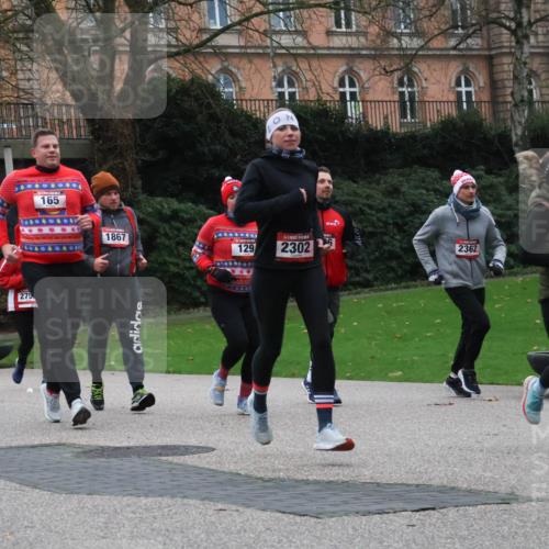 08.12.2024 - St. Pauli X-Mass-Run No. 14 Strokosch-Dieckow http://msf.ph/oto/7505984 08.12.2024 09:41:35 Laufen 1243, 275, 165, 1867, 129, 2302, 25, 2362, 361 meine-sportfotos.de