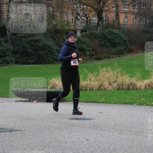 08.12.2024 - St. Pauli X-Mass-Run No. 14 Strokosch-Dieckow http://msf.ph/oto/7506198 08.12.2024 09:42:06 Laufen 451 meine-sportfotos.de
