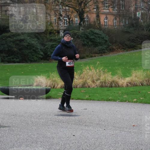 08.12.2024 - St. Pauli X-Mass-Run No. 14 Strokosch-Dieckow http://msf.ph/oto/7506200 08.12.2024 09:42:06 Laufen 451 meine-sportfotos.de