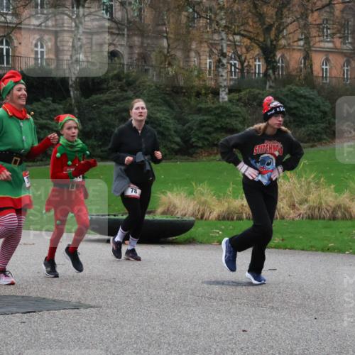 08.12.2024 - St. Pauli X-Mass-Run No. 14 Strokosch-Dieckow http://msf.ph/oto/7506286 08.12.2024 09:42:25 Laufen 78 meine-sportfotos.de