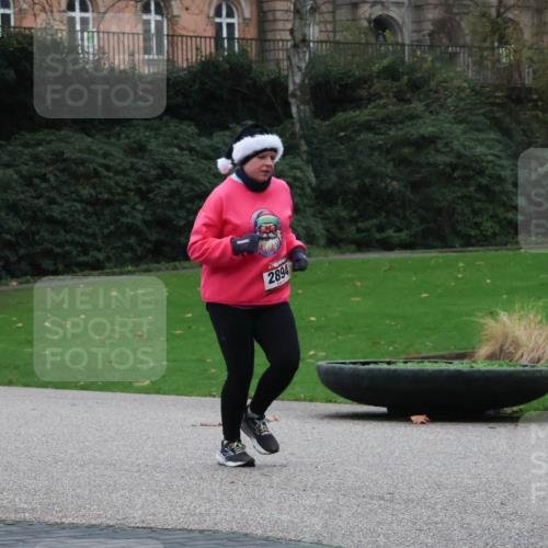 08.12.2024 - St. Pauli X-Mass-Run No. 14 Strokosch-Dieckow http://msf.ph/oto/7506561 08.12.2024 09:43:01 Laufen 2894 meine-sportfotos.de