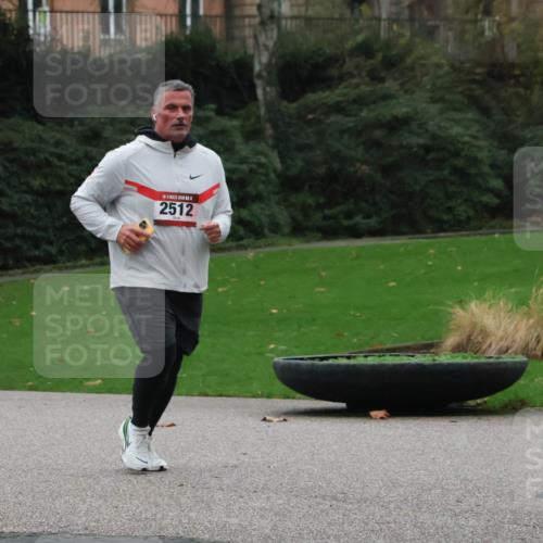 08.12.2024 - St. Pauli X-Mass-Run No. 14 Strokosch-Dieckow http://msf.ph/oto/7507277 08.12.2024 09:44:44 Laufen 2512 meine-sportfotos.de