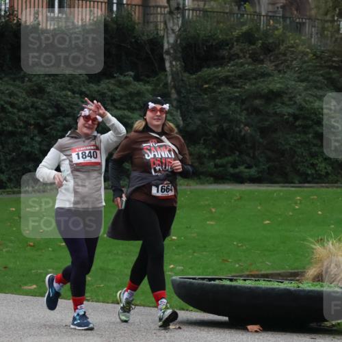08.12.2024 - St. Pauli X-Mass-Run No. 14 Strokosch-Dieckow http://msf.ph/oto/7507623 08.12.2024 09:45:54 Laufen 1840, 1664 meine-sportfotos.de