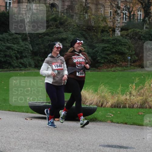 08.12.2024 - St. Pauli X-Mass-Run No. 14 Strokosch-Dieckow http://msf.ph/oto/7507631 08.12.2024 09:45:54 Laufen 1840, 1664 meine-sportfotos.de
