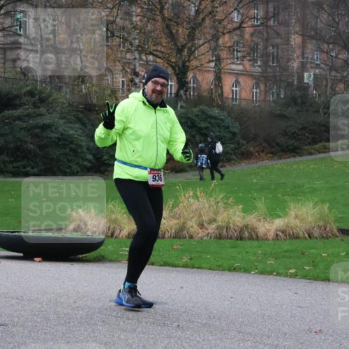 08.12.2024 - St. Pauli X-Mass-Run No. 14 Strokosch-Dieckow http://msf.ph/oto/7507776 08.12.2024 09:47:48 Laufen 936 meine-sportfotos.de