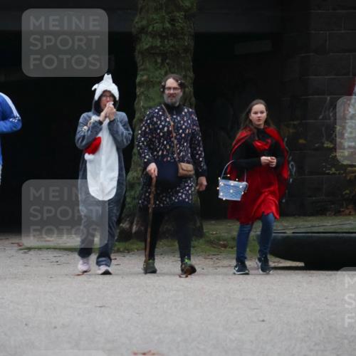 08.12.2024 - St. Pauli X-Mass-Run No. 14 Strokosch-Dieckow http://msf.ph/oto/7507896 08.12.2024 09:48:22 Laufen  meine-sportfotos.de