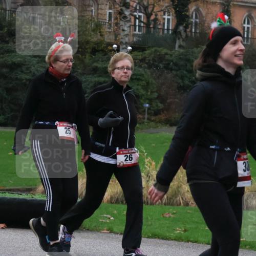 08.12.2024 - St. Pauli X-Mass-Run No. 14 Strokosch-Dieckow http://msf.ph/oto/7507949 08.12.2024 09:49:11 Laufen 25, 26, 30, 2, 317 meine-sportfotos.de