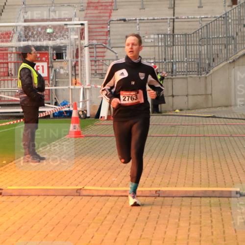 08.12.2024 - St. Pauli X-Mass-Run No. 14 Kathrin Stürmer Photography http://msf.ph/oto/7520197 08.12.2024 09:51:50 Ziel 918, 2763 meine-sportfotos.de