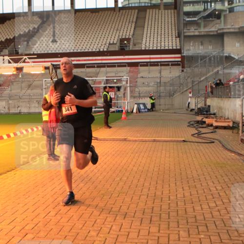 08.12.2024 - St. Pauli X-Mass-Run No. 14 Kathrin Stürmer Photography http://msf.ph/oto/7520786 08.12.2024 09:54:54 Ziel 341, 2588, 2891 meine-sportfotos.de
