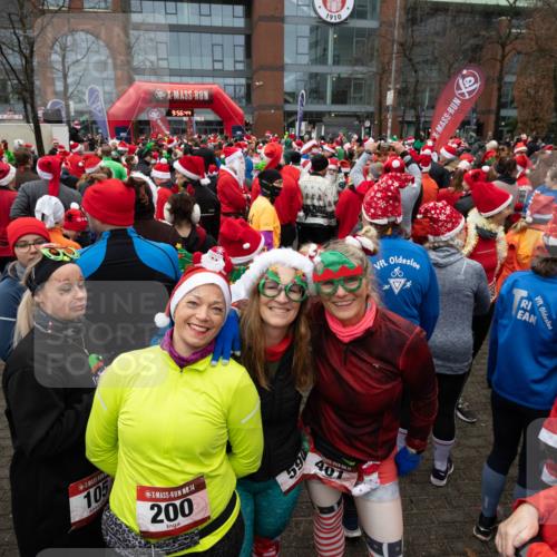 08.12.2024 - St. Pauli X-Mass-Run No. 14 Michael Strokosch http://msf.ph/oto/7520981 08.12.2024 09:56:40 Laufen 1253, 105, 14, 200, 9, 56, 44, 591, 14, 40, 1910 meine-sportfotos.de